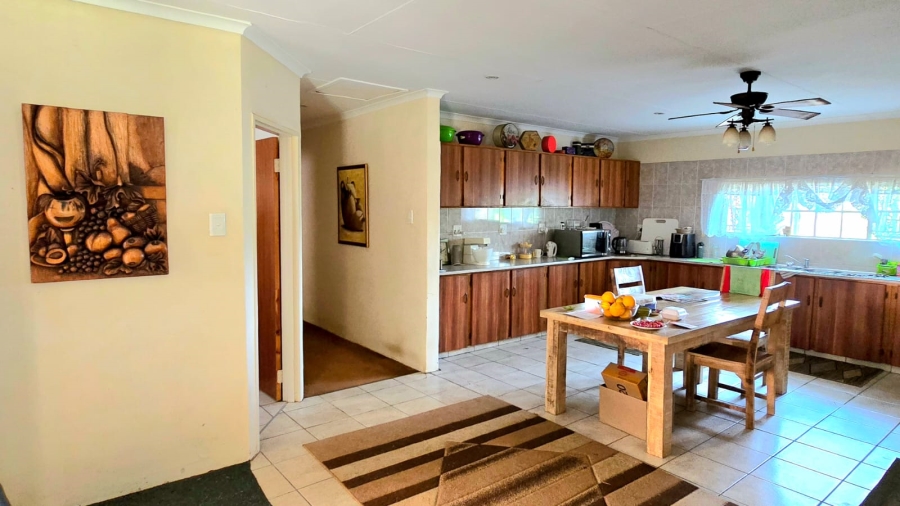 Commercial Property for Sale in Rhenosterhoek A H North West